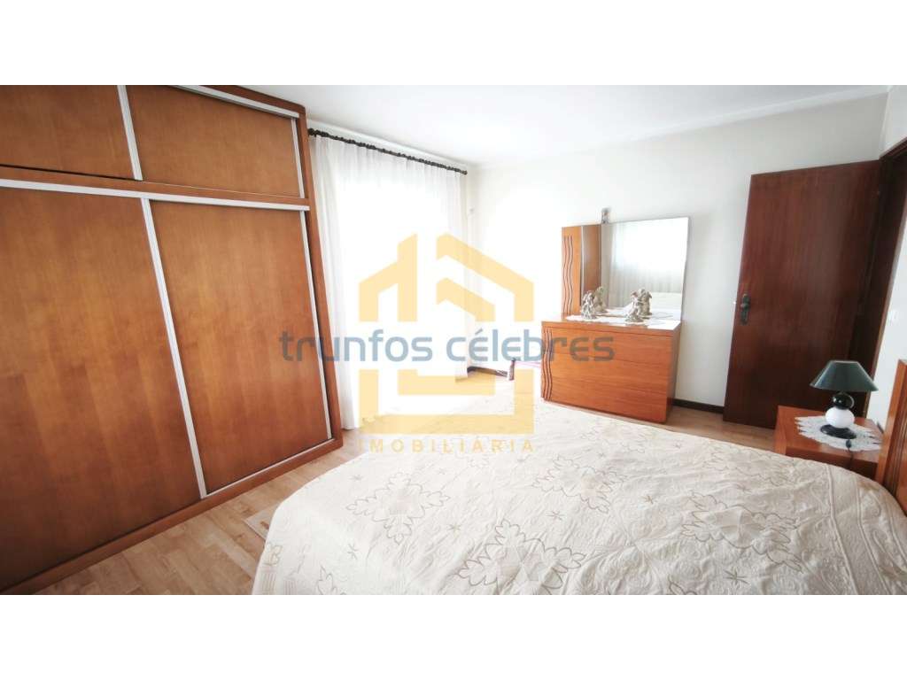 T3 renovado a 200mt da praia das caxinas vila do conde-18