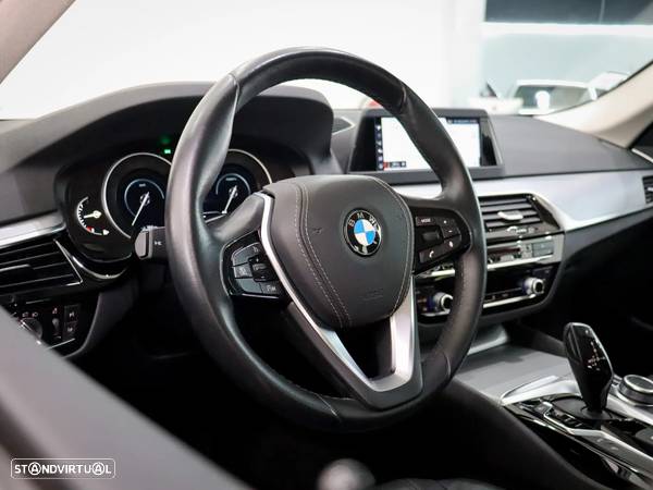 BMW 530 e iPerformance - 33