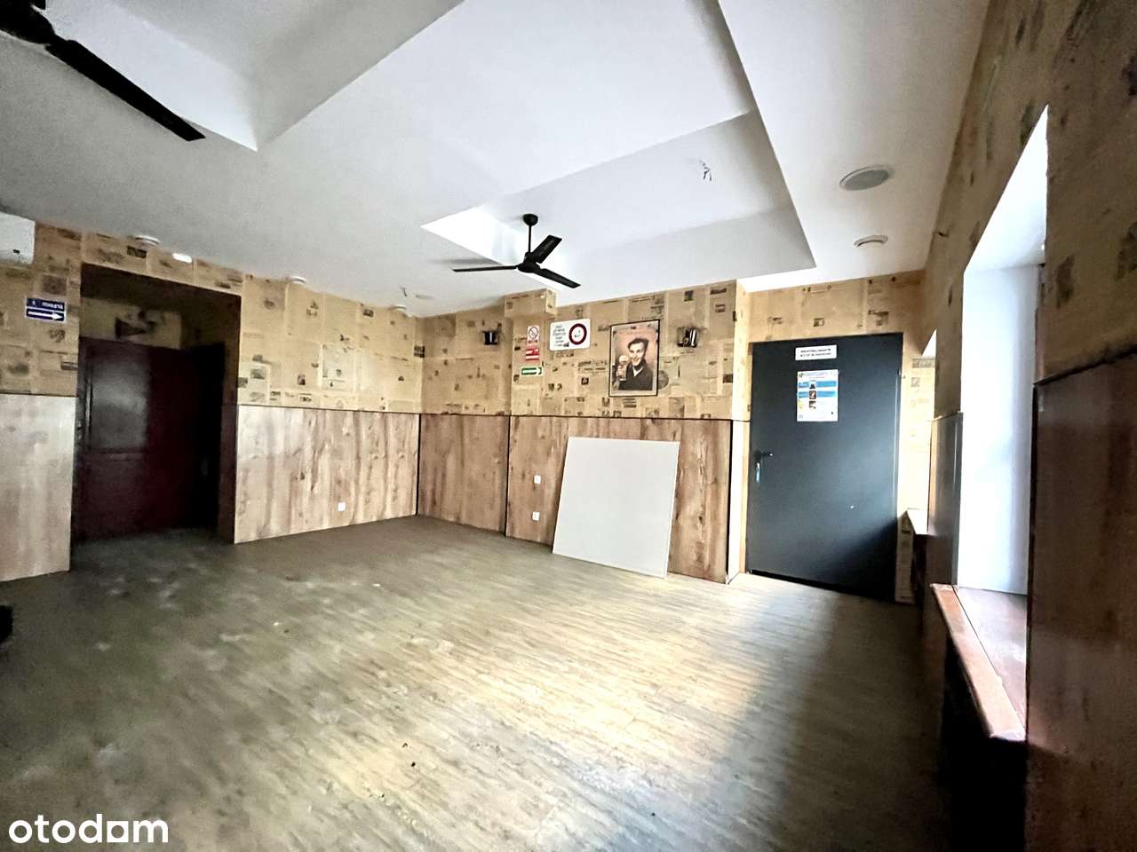 Lokal usługowy Rynek (Osmańczyka) 116 m²-3