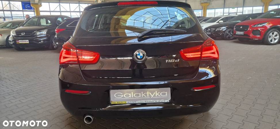 BMW Seria 1 116d Sport Line - 5