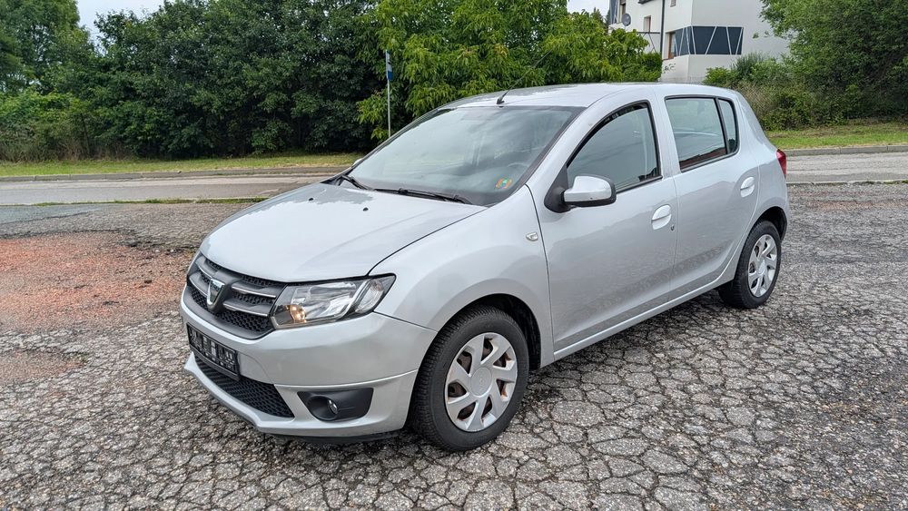 Dacia Sandero II (2012-2020) 1.2 16V Laureate 2015