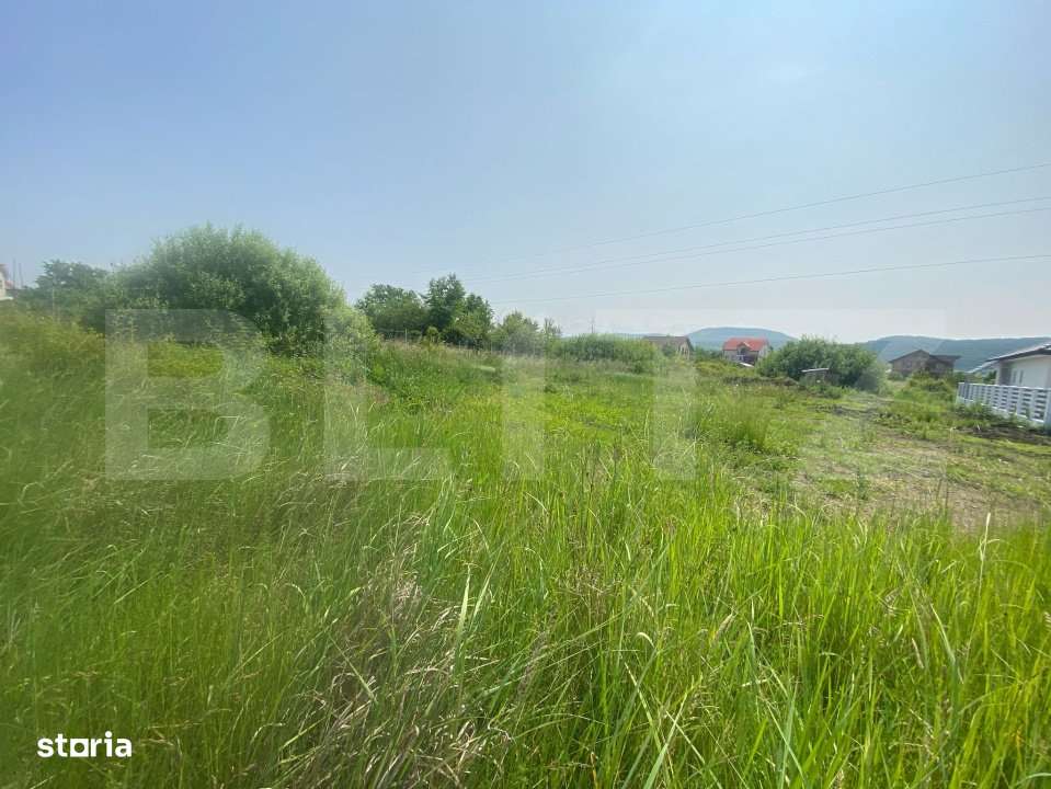 Teren intravilan 900 mp – Zona linistita Valea Rusului, acces privat - Imagine principală: 1/3