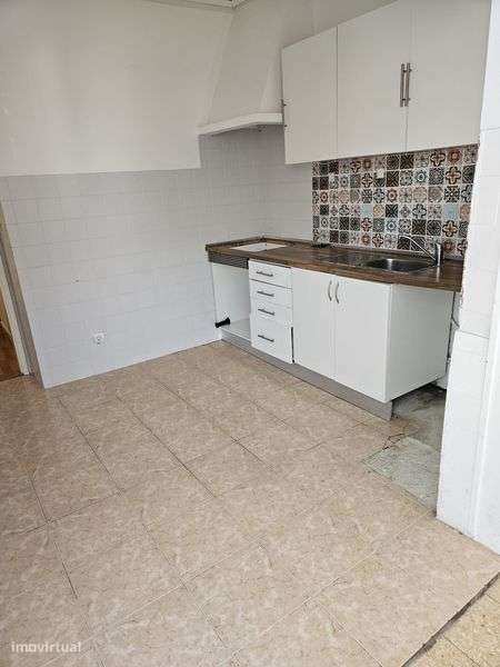 Apartamento t2 centro quinta do anjo