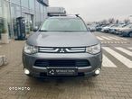 Mitsubishi Outlander - 2