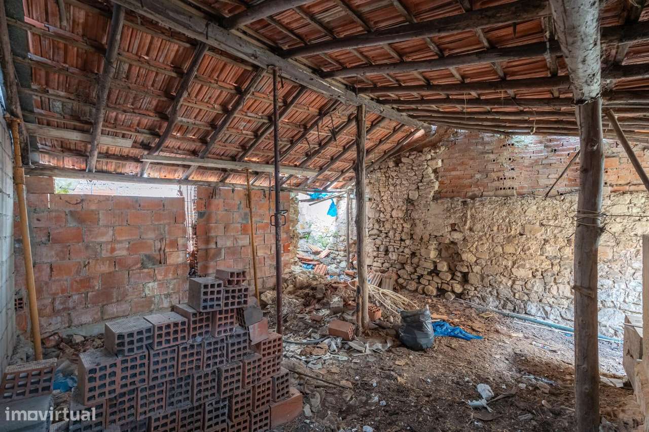 Moradia T2 com terreno e Garagem em Casal Comba, Mealhada-19