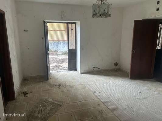 Moradia sita em Chão de Couce, Leiria-21