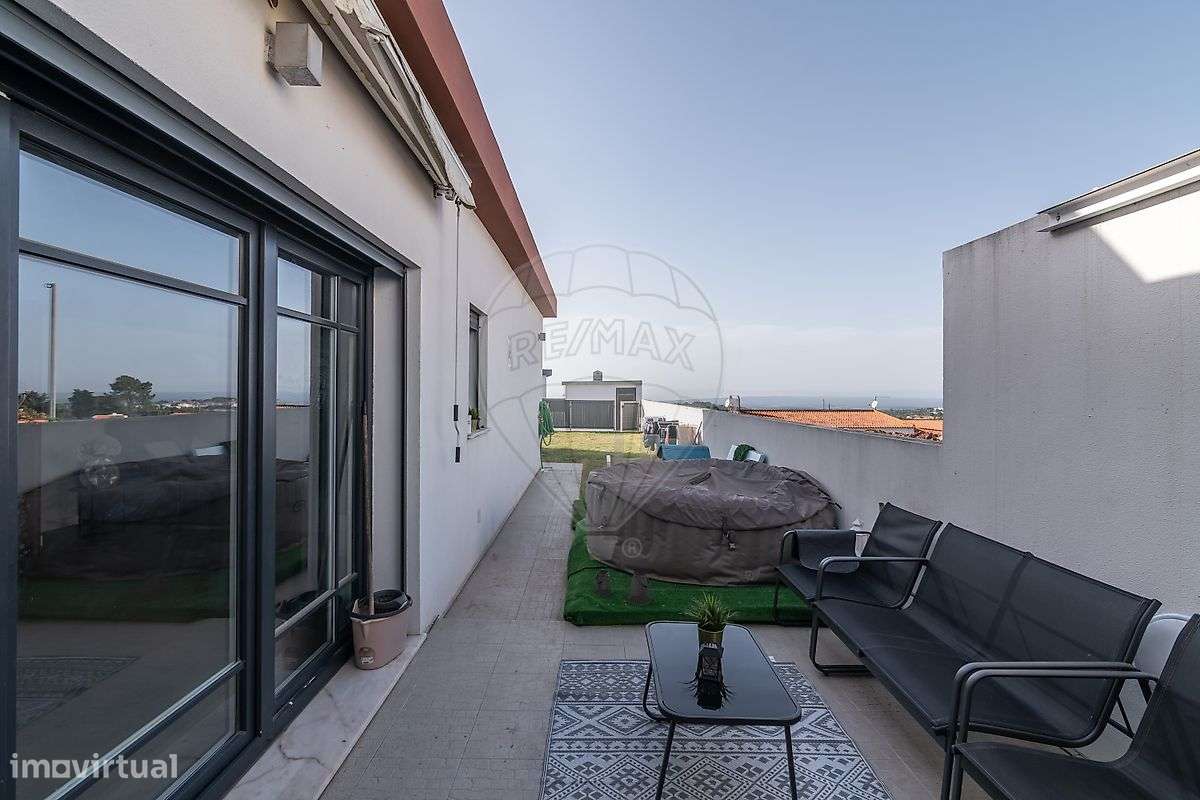 Moradia Térrea isolada T3 com jardim em Sesimbra-48