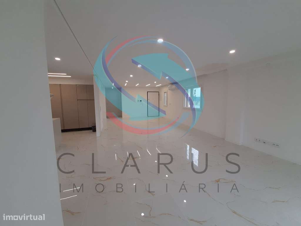 Apartamento T1+1 INFLEX C/PARQUEAMENTO-3