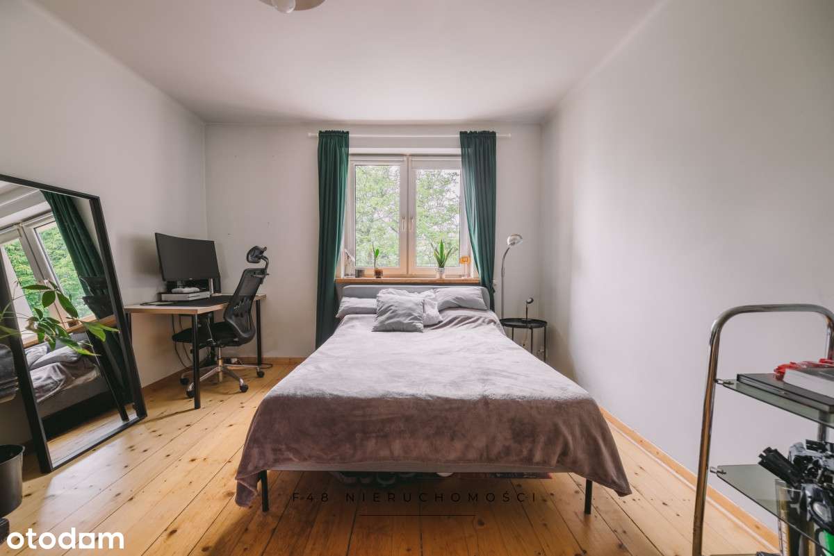 Dwupoziomowy Apartament na Starej Saskiej Kępie-3