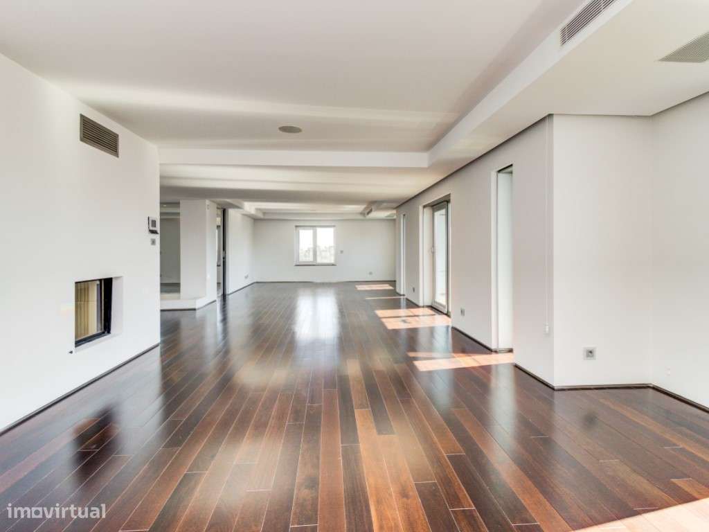 Apartamento T5 + 1 no Condomínio Jardins São Lourenço - Lisboa-51