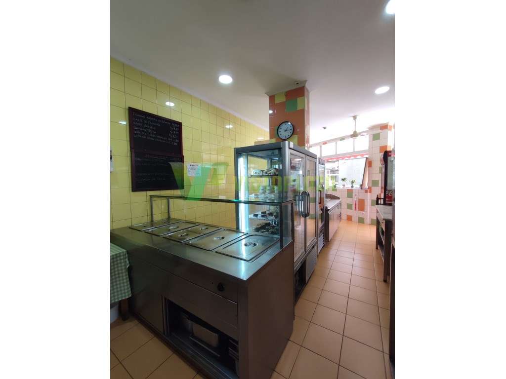 Restaurante Churrasqueira, Pizzaria, Take Away para Trespasse - Grande imagem: 2/18