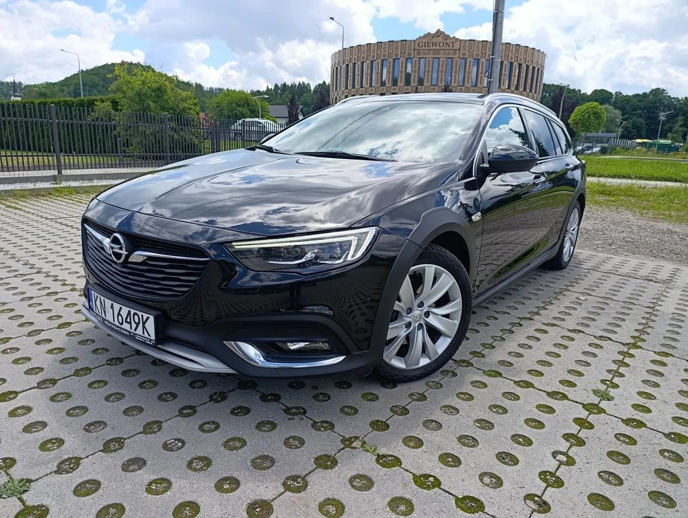 Opel Insignia B (2017-) 2.0 CDTI 4x4 Cosmo 2017