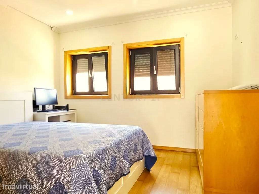 Moderna Moradia T4 com Piscina em Aldreu, Barcelos-32