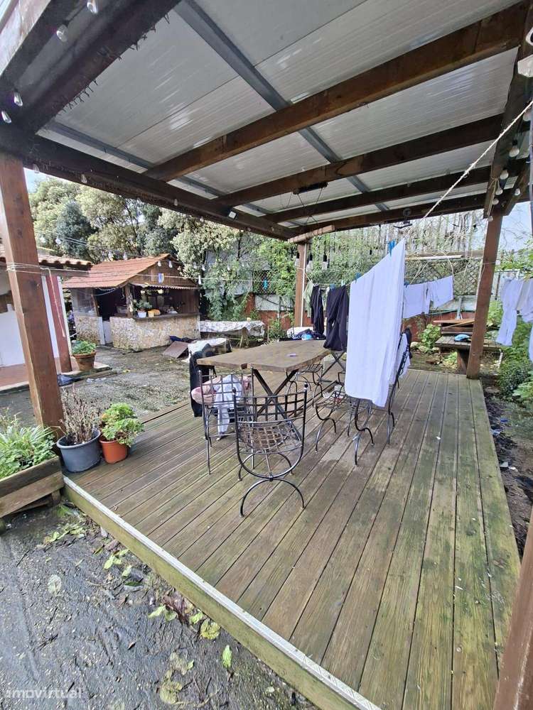 Moradia T4 C/ 1200m2 - Para Remodelação-12