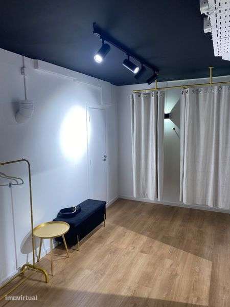 Trespasse ponto comercial na baixa de Lisboa - Grande imagem: 4/7