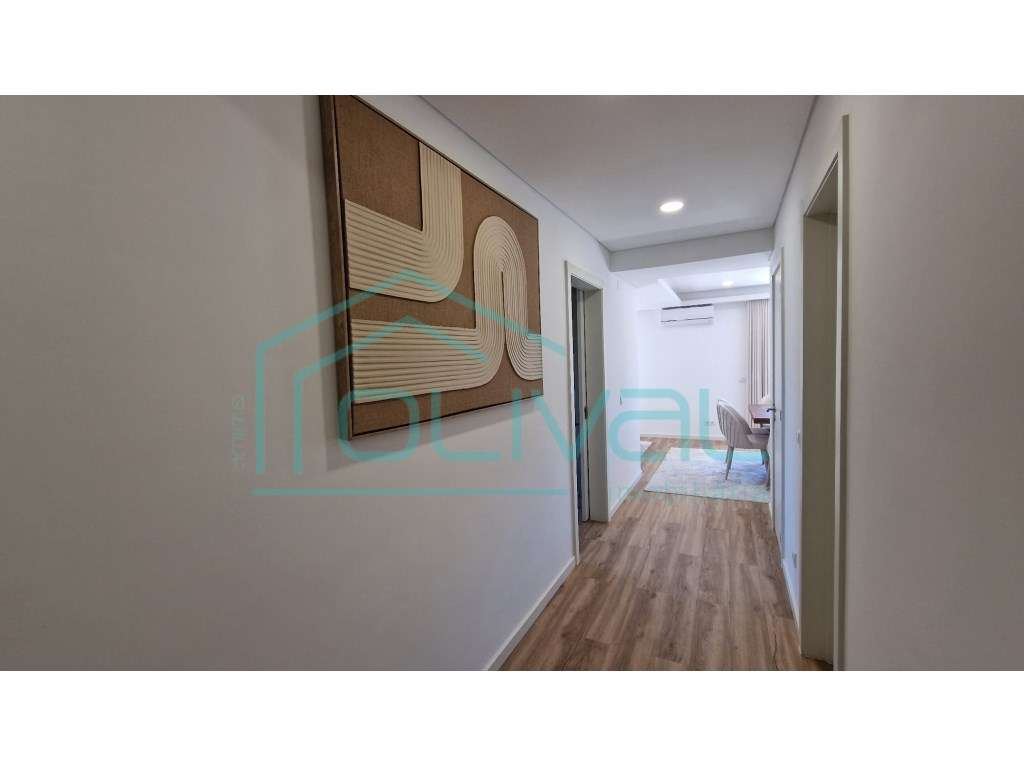 Apartamento T3 Novo Samora Correia-8