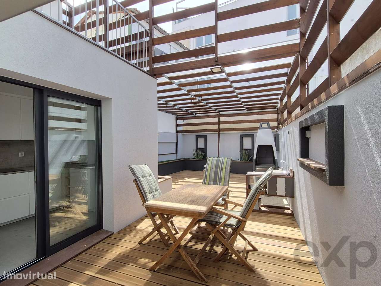 Casa nova, 2 quartos, amplo pátio, centro de Alvor-6