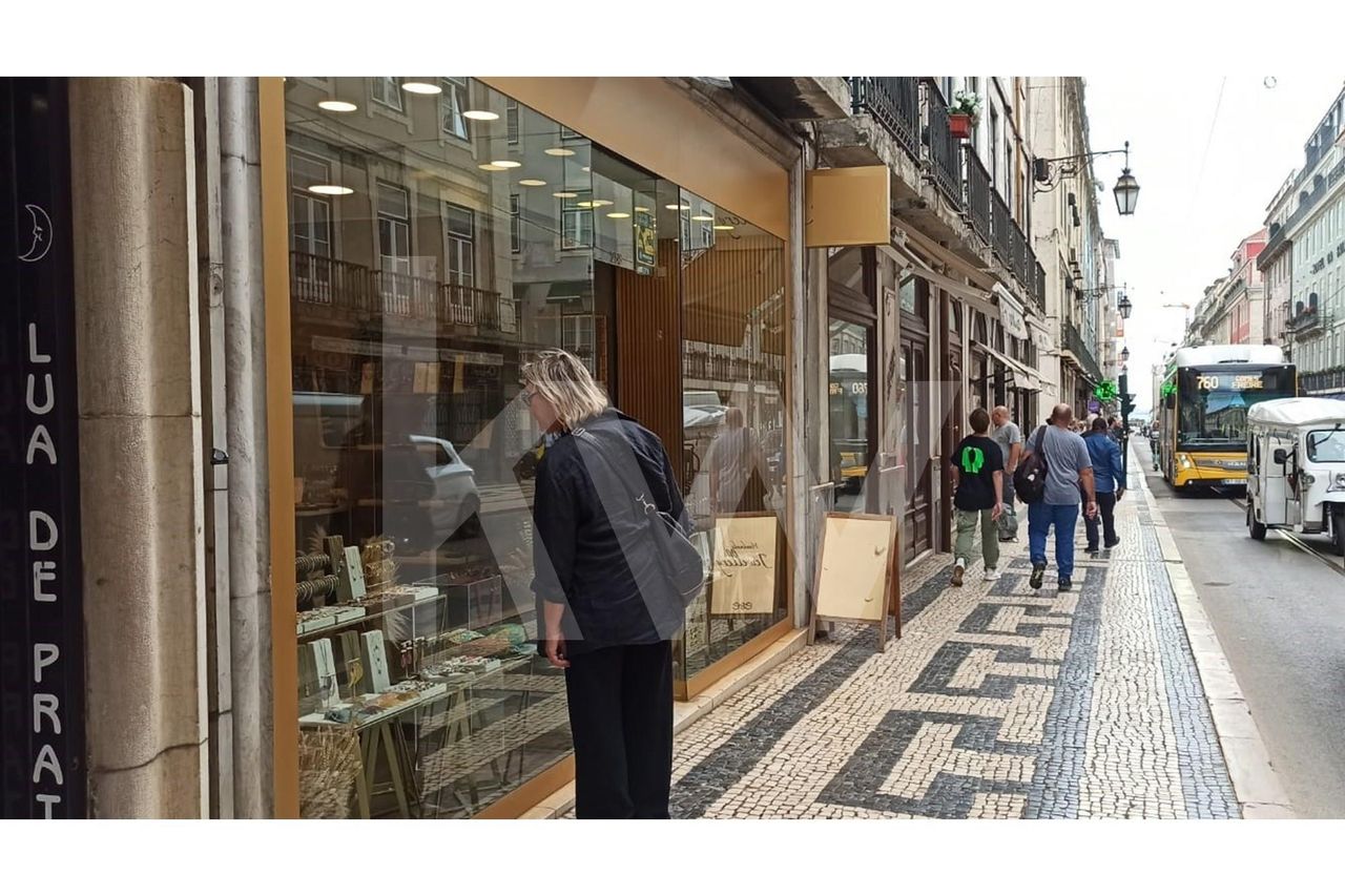​​​​Loja na Rua da Prata no centro da Baixa Pombalina, Lisboa - Rentab