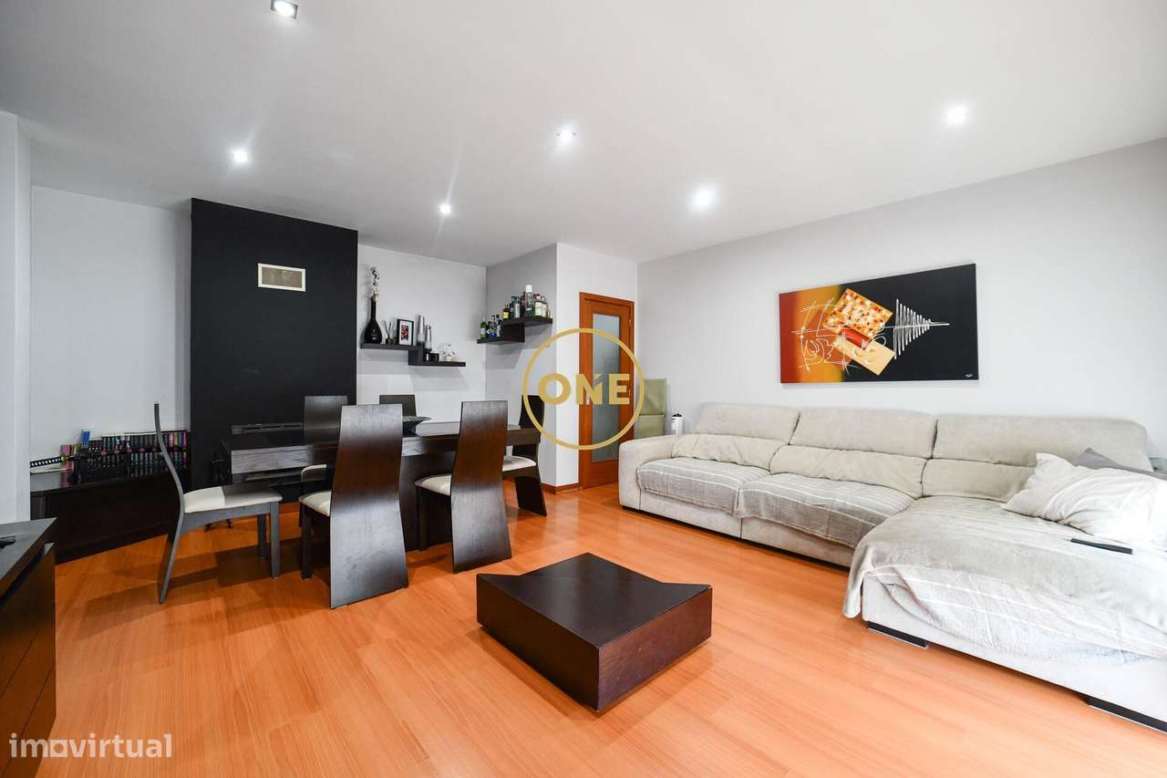 T2 em Retorta – Espaço, Conforto e Localização Privilegiada-0