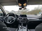 BMW Seria 5 520d Sport Line - 12