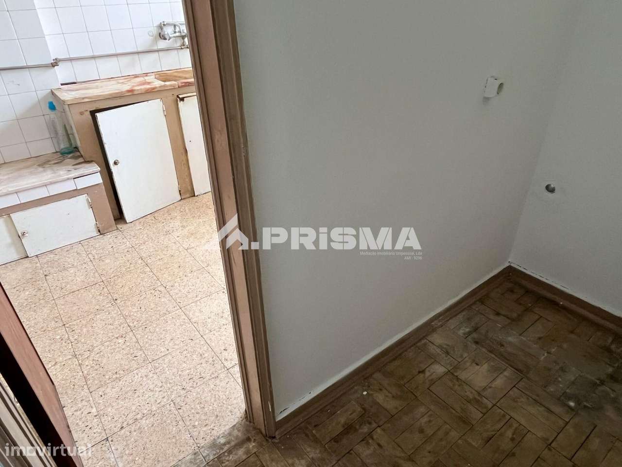 Apartamento  T3 para venda no centro de Castelo Branco-24