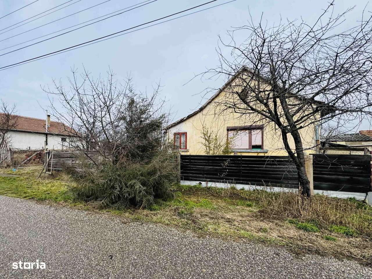 Casă țărănească la 10 km de Oradea  - Teren 2000mp - IMOBIHOR-0