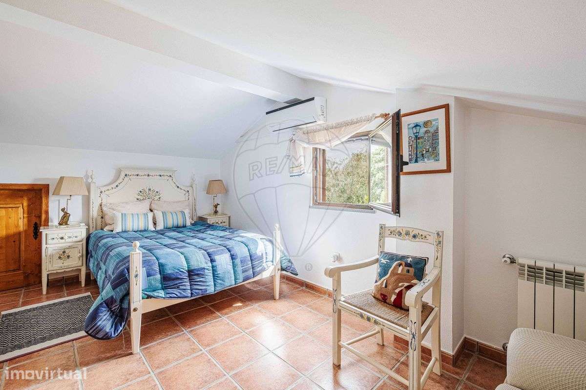 Moradia T4 para venda-24