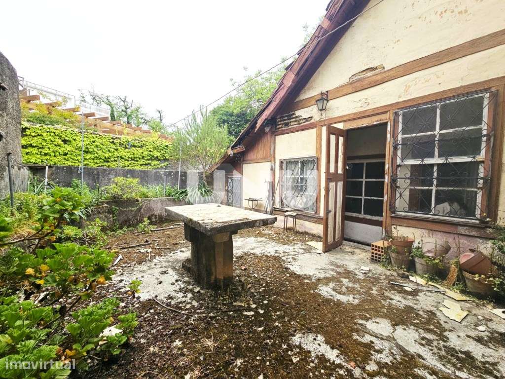 Moradia T5 - Pleno Centro Histórico de Viseu-16