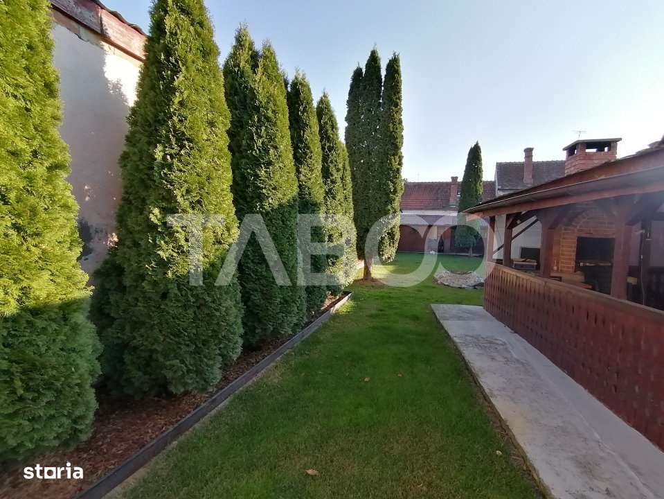 Casa individuala 6 camere de vanzare 250 mpu 361 mp teren zona Lupeni - Imagine principală: 2/13