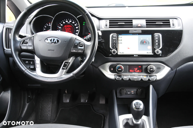 Kia Rio 1.4 crdi Business Line - 16