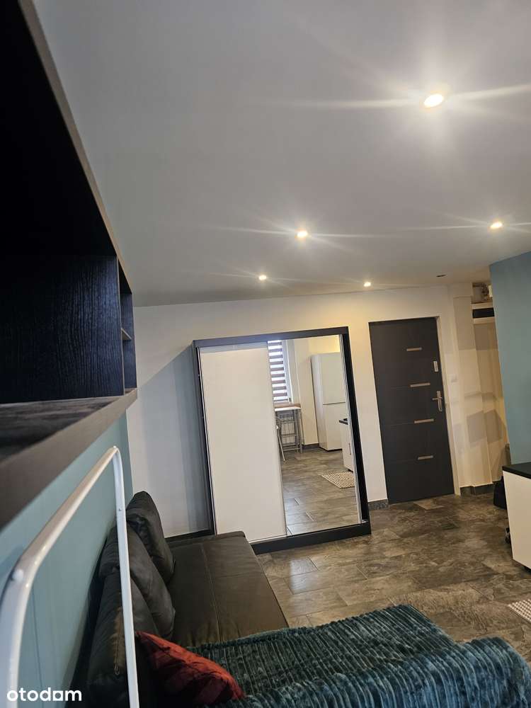 Sprzedam mieszkanie 25m2 po generalnym remoncie, parking, balkon - Pełny obrazek: 3/12