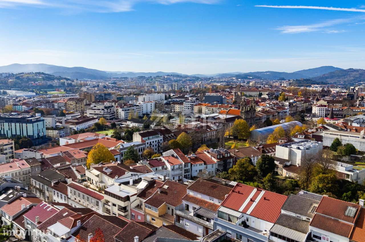 Apartamento T2 na Rua do Sardoal, S. Vicente, Braga - Grande imagem: 2/35