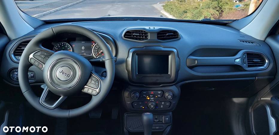 Jeep Renegade 1.5 T4 mHEV Longitude FWD S&S DCT - 8