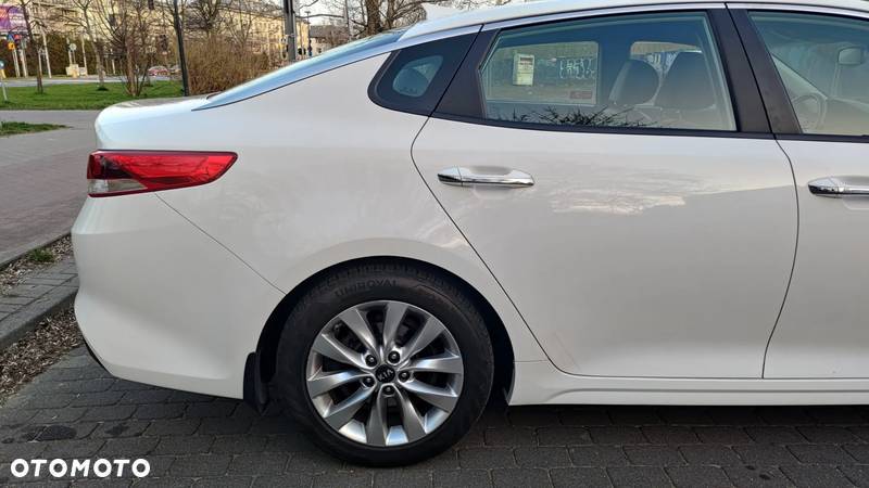 Kia Optima 1.7 CRDI L - 9