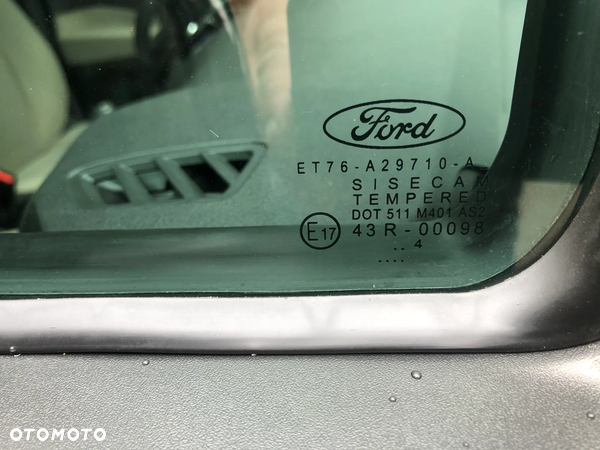 Ford Tourneo Courier 1.0 EcoBoost Titanium - 18