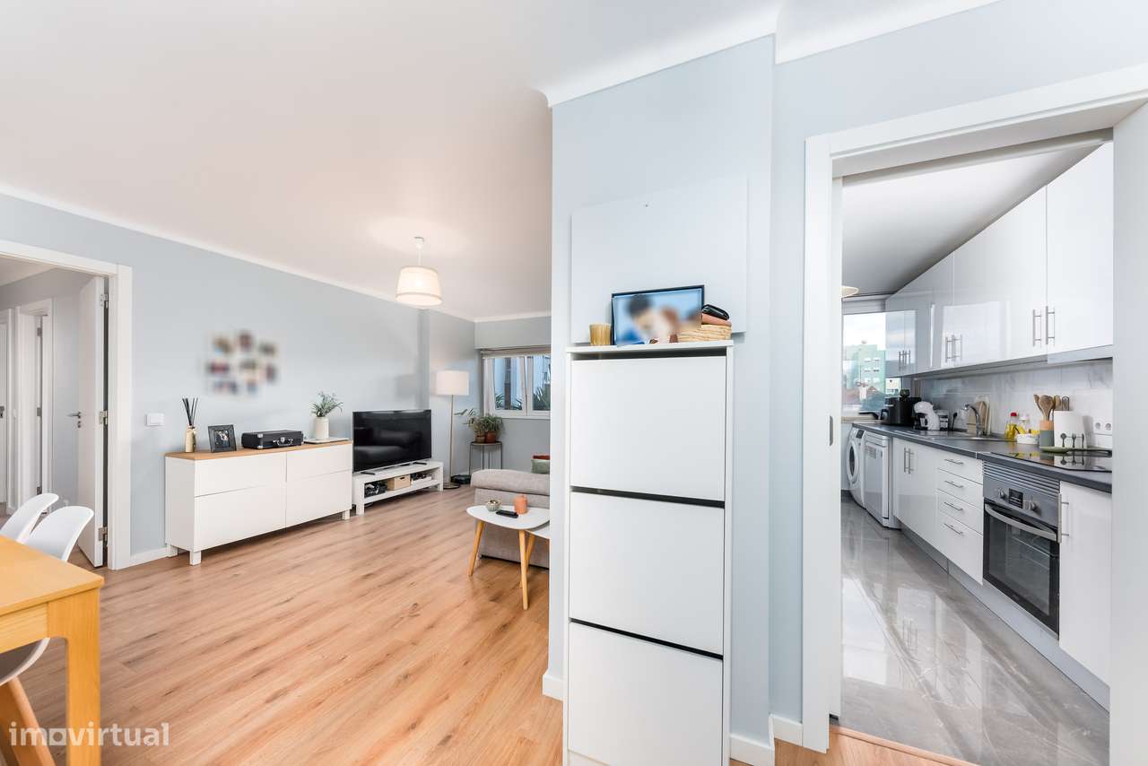 Apartamento 3 assoalhadas | Remodelado | Arrecadação | 5m do Metro-15