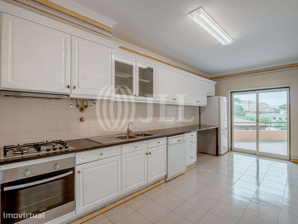 Apartamento T2 no condomínio Riviera, em Carcavelos - Grande imagem: 4/27