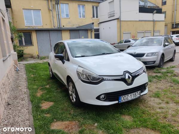 Renault Clio 1.2 16V Limited EU6 - 3