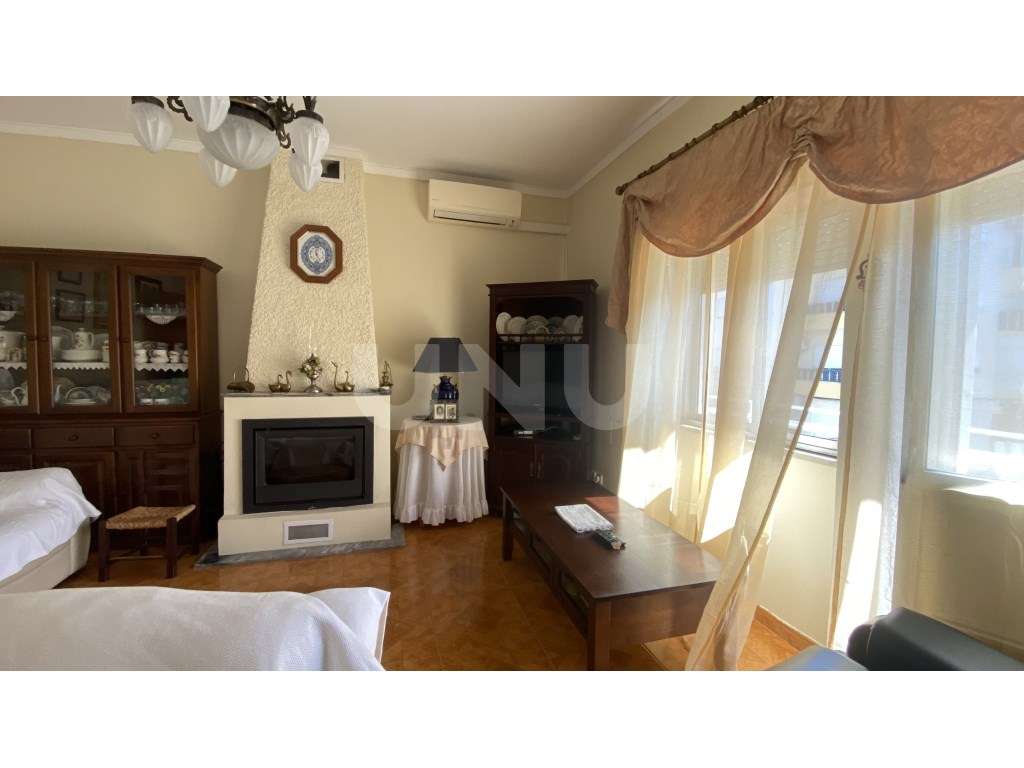 Apartamento T4+1 - Centro da Cidade-13