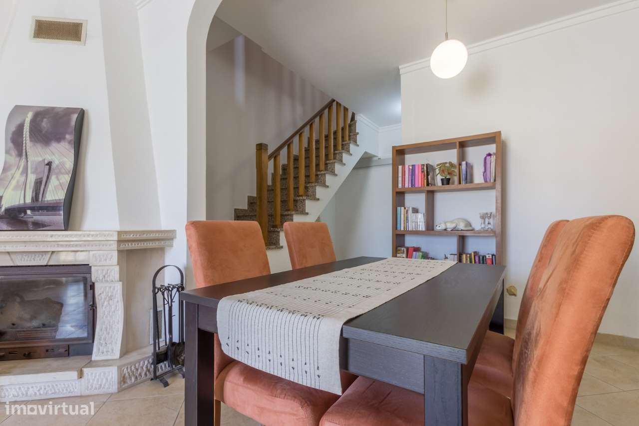 Moradia Geminada T3 - Quinta do Conde-15