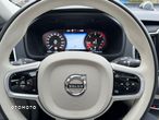 Volvo XC 90 B5 D AWD Geartronic Inscription - 24