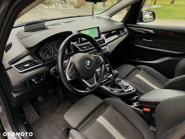 BMW Seria 2 218d Active Tourer Sport Line - 10