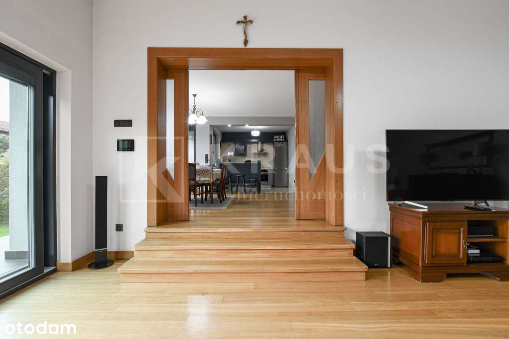 Komfortowy  Dom w Centrum miasta-8