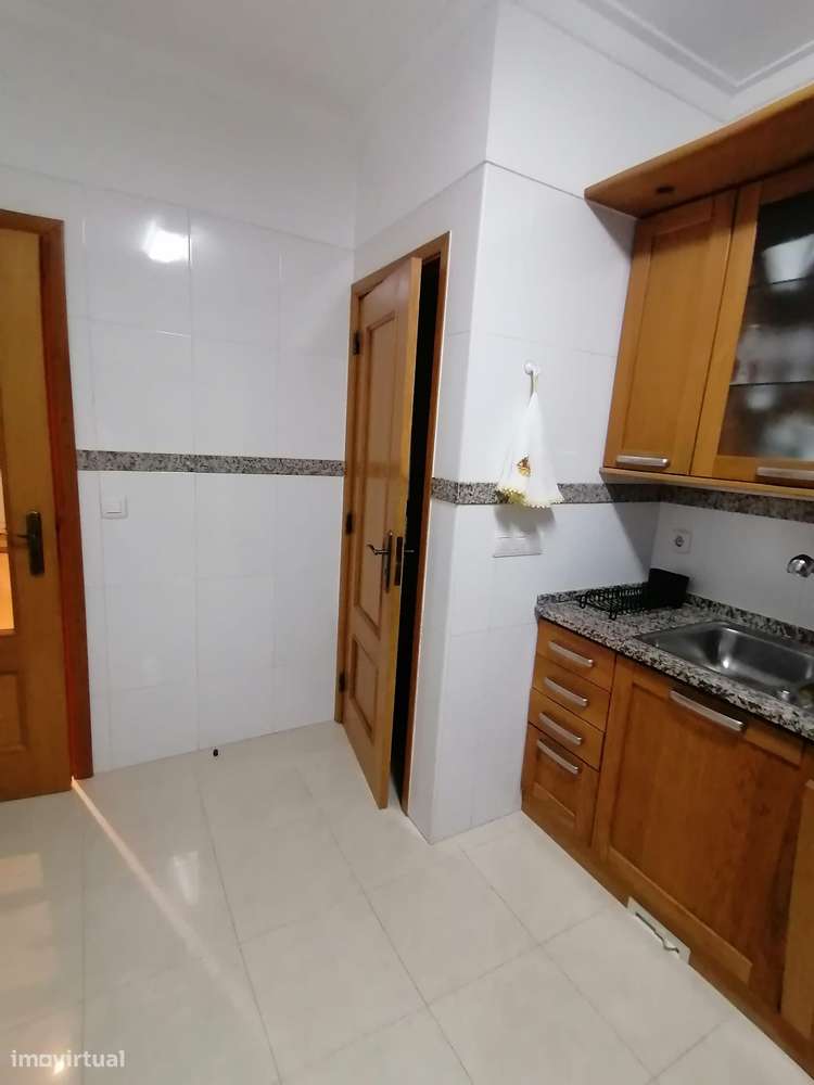 T2 como novo. Com elevador. - Grande imagem: 4/18