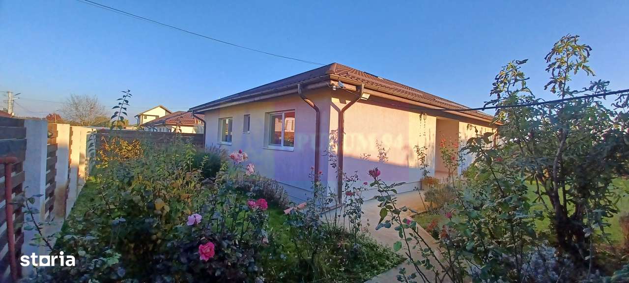 Săbăreni, casă parter 162 mp, curte 575 mp. Acasă - Imagine principală: 4/17