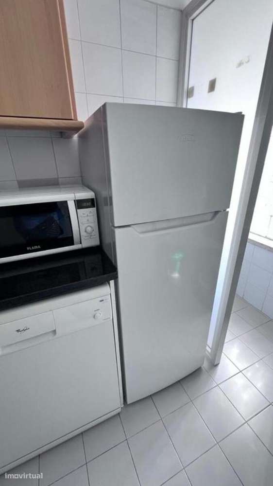 Apartamento T1 em Lisboa com varanda - Grande imagem: 2/21