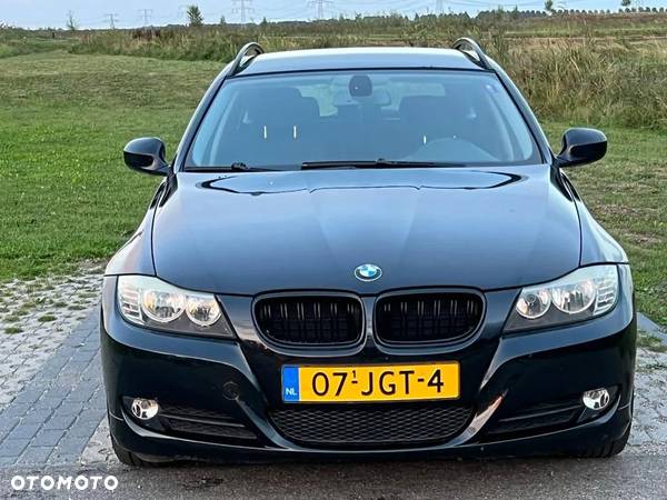 BMW Seria 3 316i - 3