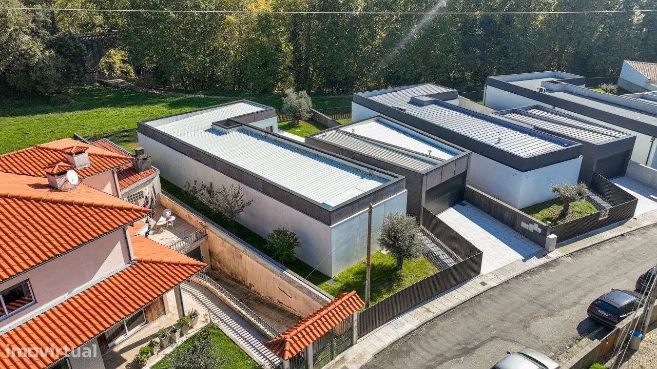 Fantástica Moradia T3+1-29