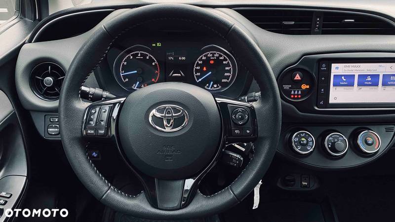 Toyota Yaris 1.5 Premium - 31