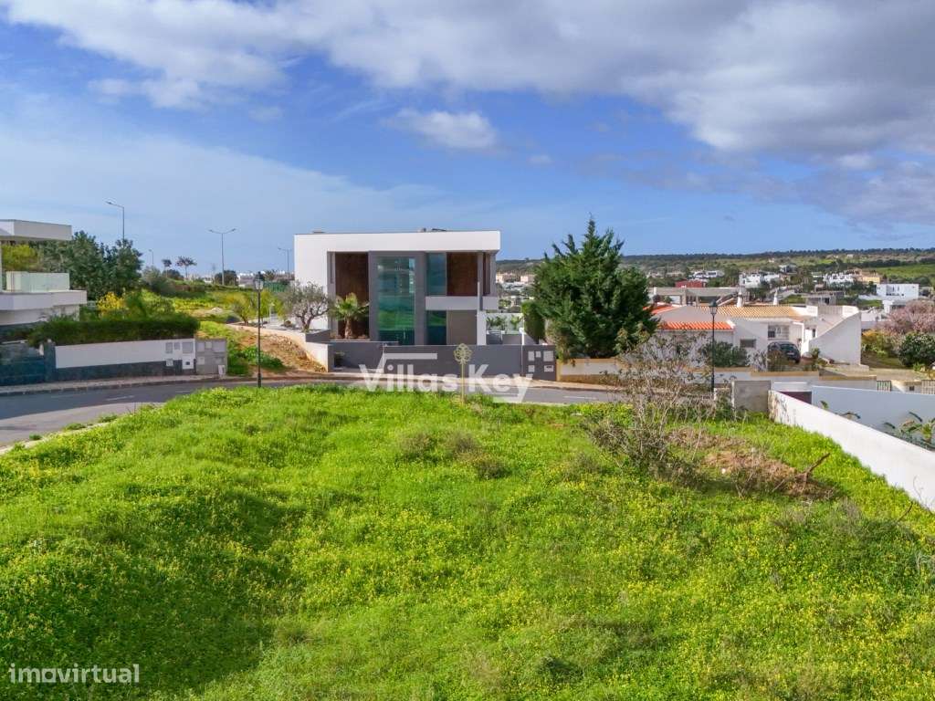 Lote de terreno para construção de uma moradia com piscina a 10 min... - Grande imagem: 4/10
